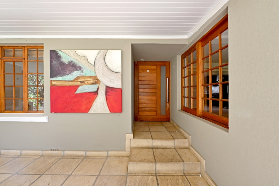 To Let 3 Bedroom Property for Rent in Bergvliet Western Cape